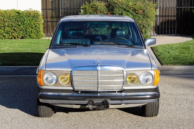 1982 Mercedes-Benz 300-Series Turbo Diesel, 100% Rust Free, "Survivor"
