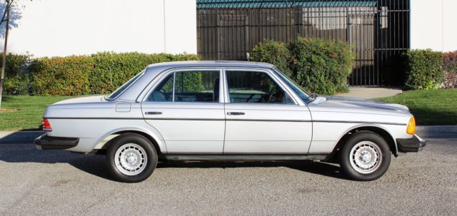 1982 Mercedes-Benz 300-Series Turbo Diesel, 100% Rust Free (310) 259-5383