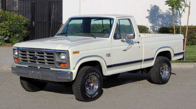 1986 Ford F-150 4x4 Lariat Shortbed Pickup, California One Owner