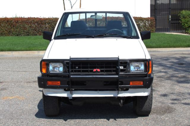 1990 Mitsubishi Mighty Max 4x4, Two Owner, 100% Rust Free