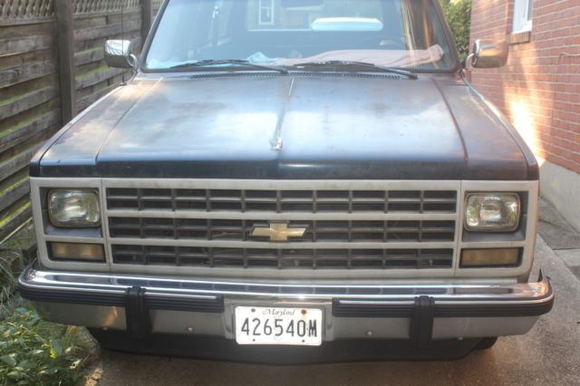1991 Chevrolet Suburban SILVERADO