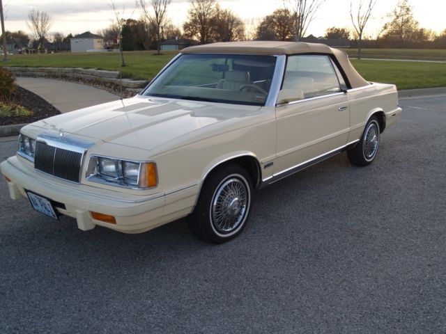 1986 Chrysler LeBaron Mark Cross Edition