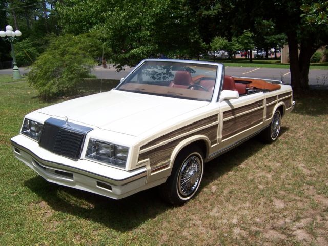 1984 Chrysler LeBaron Town Country