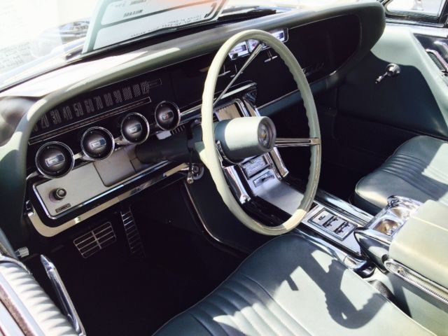 1964 Ford Thunderbird Landau Top