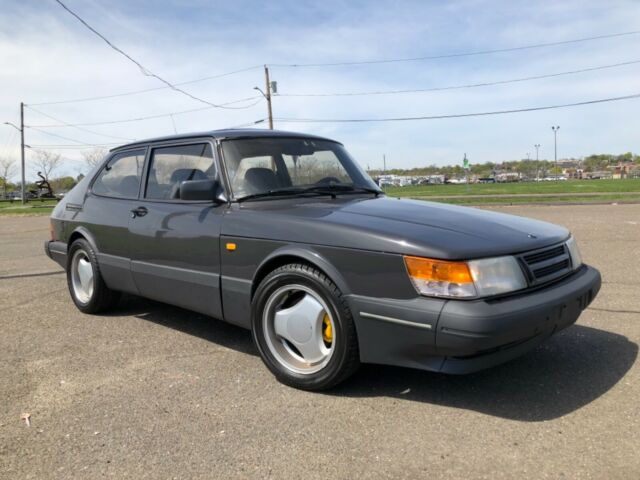 1990 Saab 900