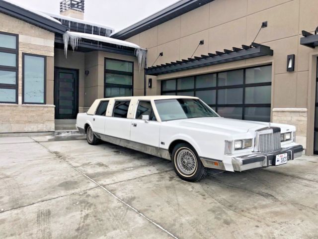 1985 Lincoln Town Car Limousine