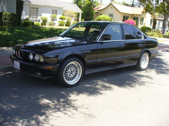 1991 BMW 5-Series Black