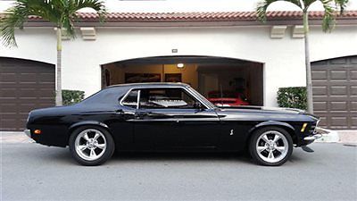 1970 Ford Mustang COUPE