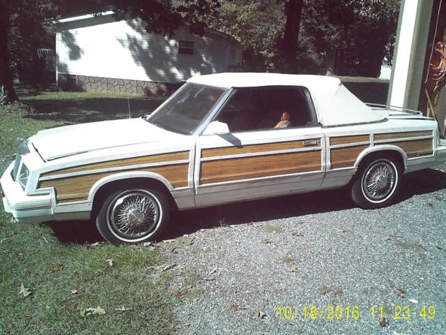 1983 Chrysler Town & Country
