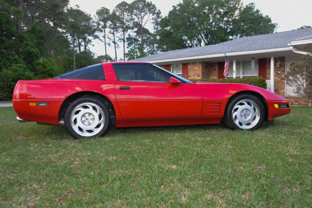 1991 Chevrolet Corvette Red, Black Interior