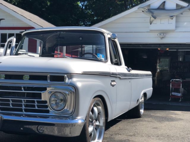 1966 Ford F-100 Special addition