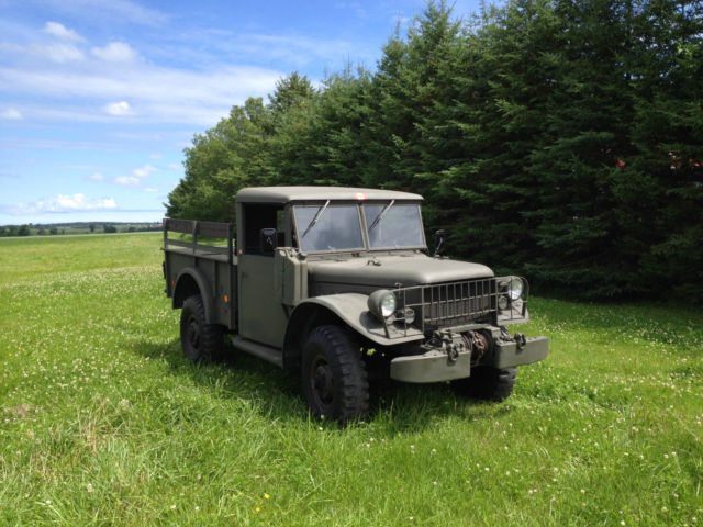 DODGE MILITARY M37 CARGO PICK-UP TRUCK 