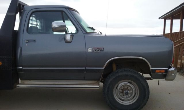 1990 Dodge Other Pickups Gray