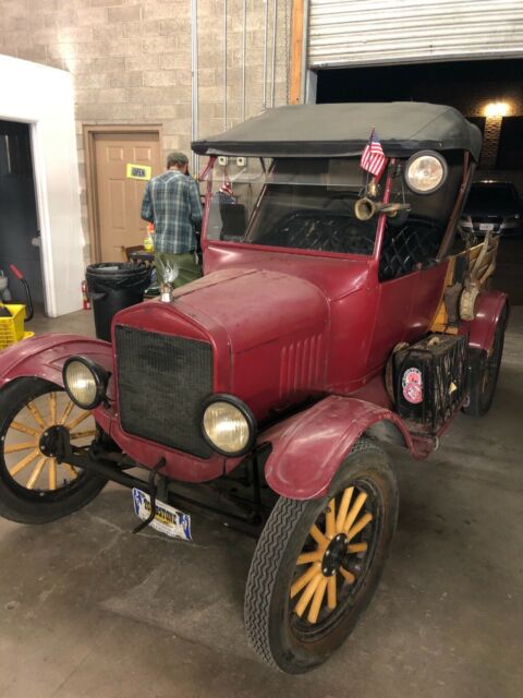 1921 Ford Model T Convertible pick up