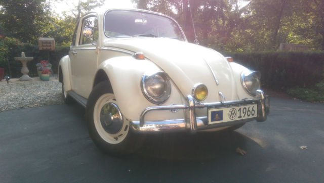 1966 Volkswagen Beetle - Classic moonroof