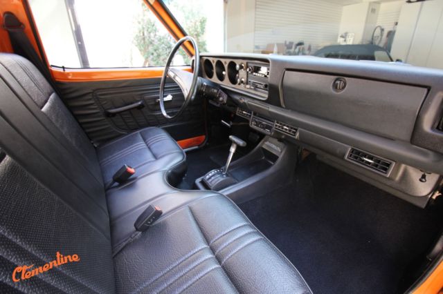 datsun 620 interior