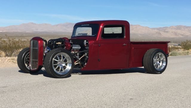 1935 Ford Factory Five Hot Rod Pickup