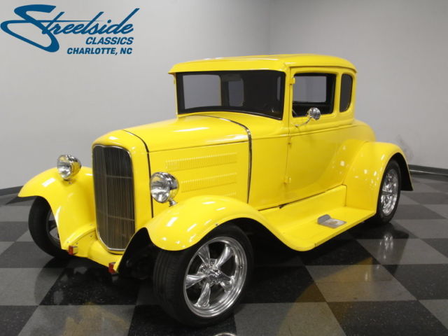 1930 Ford 5-WINDOW COUPE