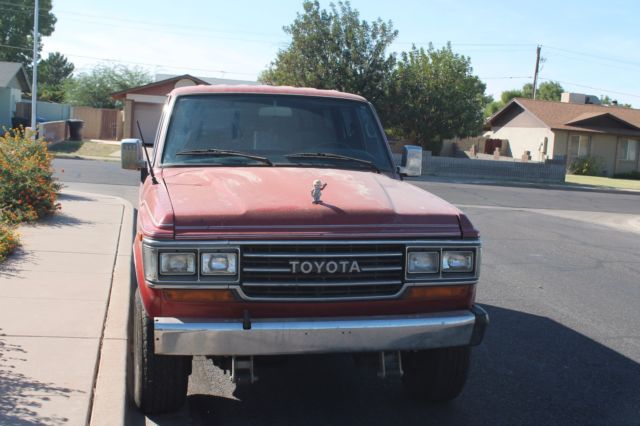 1988 Toyota Land Cruiser red