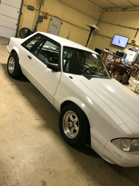 1991 Ford Mustang LX Coupe