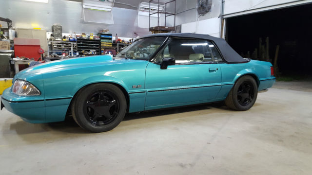 1992 Ford Mustang Convertible LX 5.0L V8
