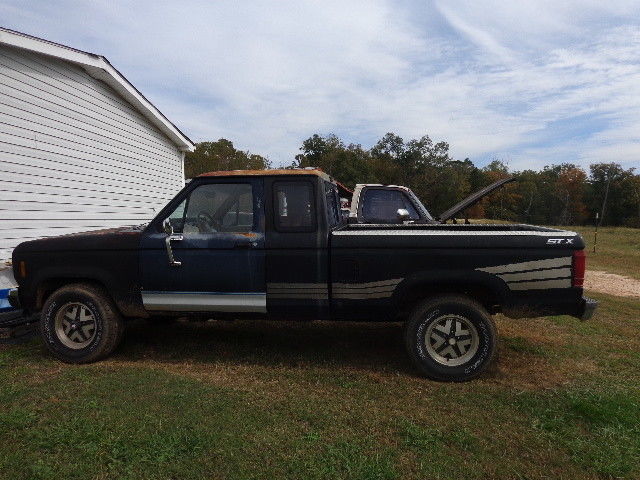 1988 Ford Other Pickups silver