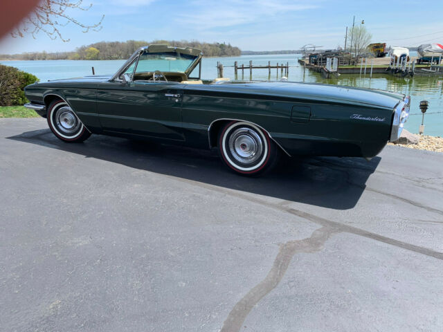 1966 Ford Thunderbird convertable excellent mechanical condition