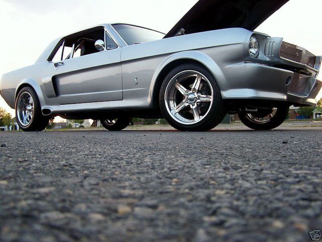 1966 Ford Mustang 2 DR Coupe
