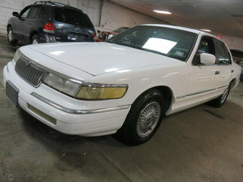 1994 Mercury Grand Marquis GS / 4.6L V8 / ONLY102K