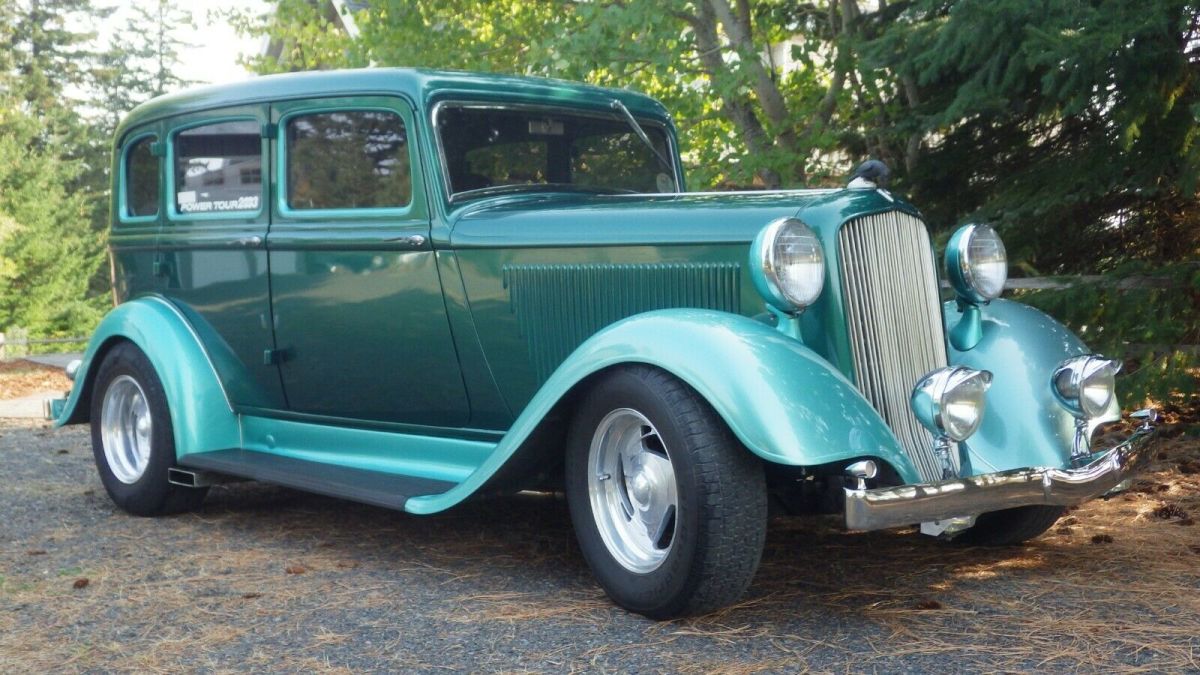 1933 Plymouth Deluxe with Corvette POWER