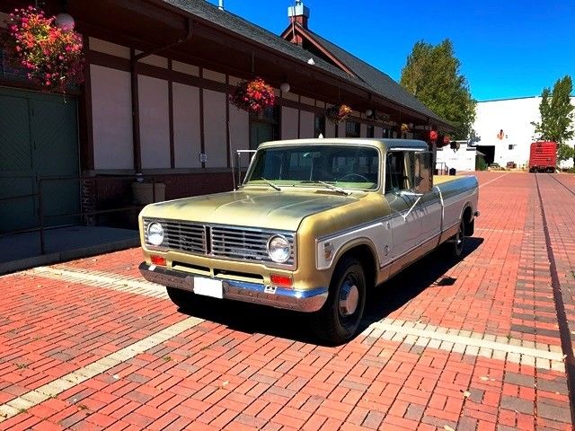 1973 International Harvester Scout Travelette Deluxe Camper Specialy