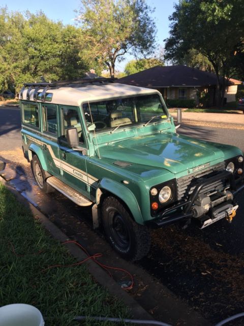 1985 Land Rover Defender COUNTY
