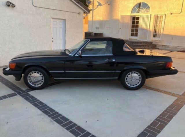 1987 Mercedes-Benz SL-Class Mercedes 560 SL family owned no reserve must sell
