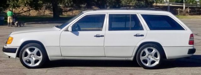 1992 Mercedes-Benz 300-Series White