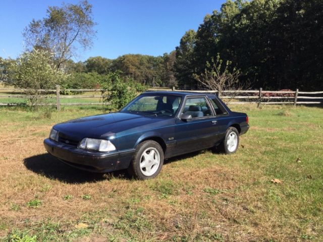 1989 Ford Mustang LX notchback