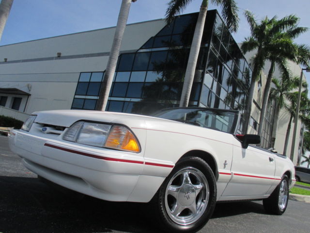 1993 Ford Mustang CONVERTIBLE LX