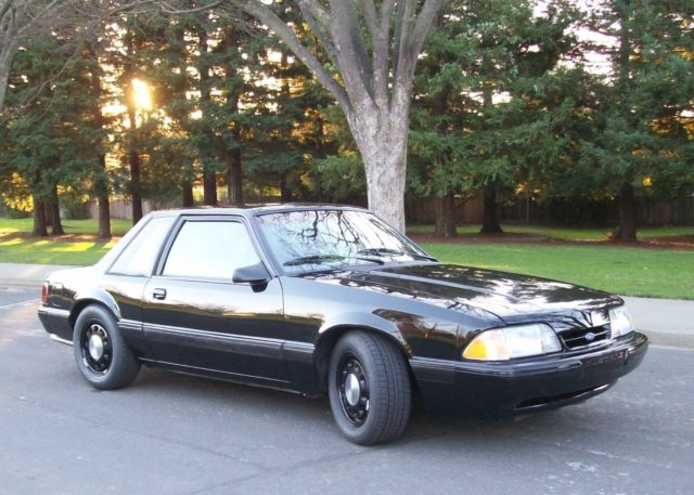 1988 Ford Mustang 5.0 LX Coupe