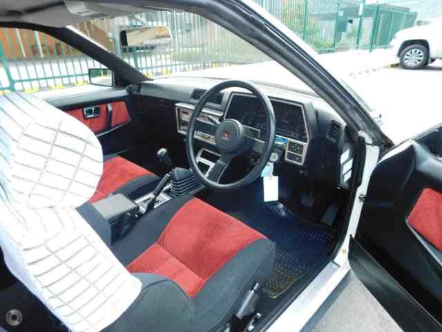 1985 Nissan Skyline Rs-X Black Leather