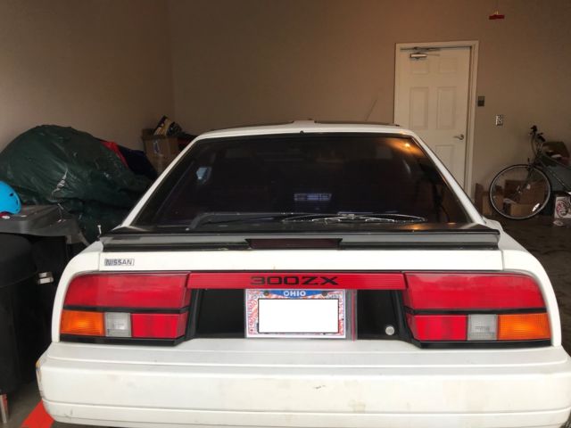 1986 Nissan 300ZX Base with GLL