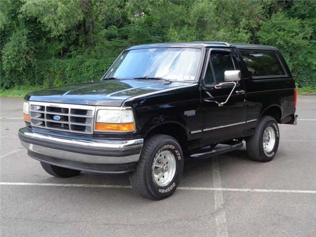 1994 Ford Bronco XLT 4WD 4X4 2ND OWNER! ICE COLD A/C!