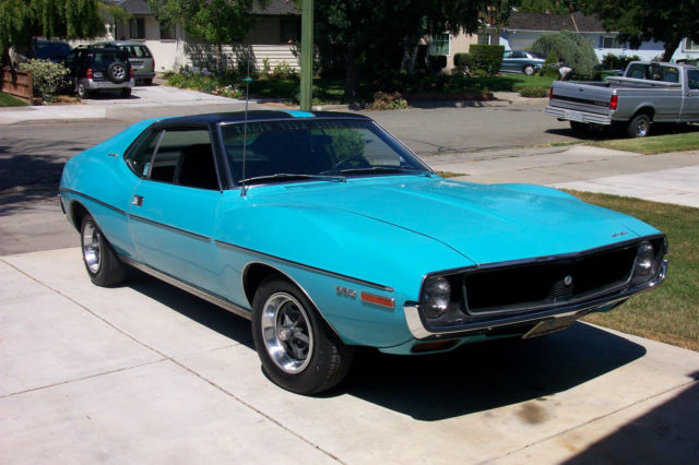 1971 AMC Javelin SST and T top appearance