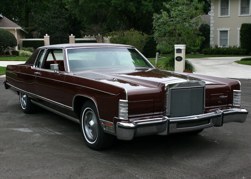 1977 Lincoln Town Car TOWN COUPE - ONE OWNER - 31K MILES