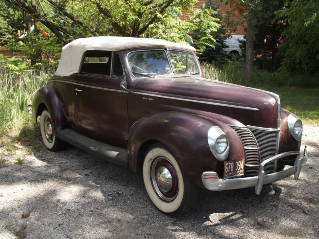 1940 Ford Deluxe Convertible Deluxe