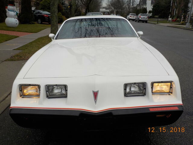 1979 Pontiac Firebird excellent condition in and out!