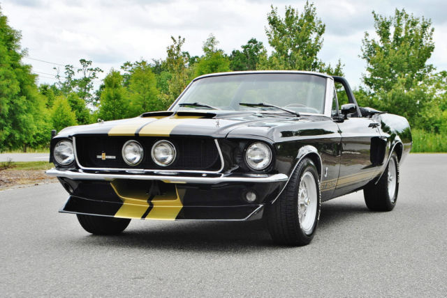 1967 Ford Mustang simply beautiful v-8 4 speed striking