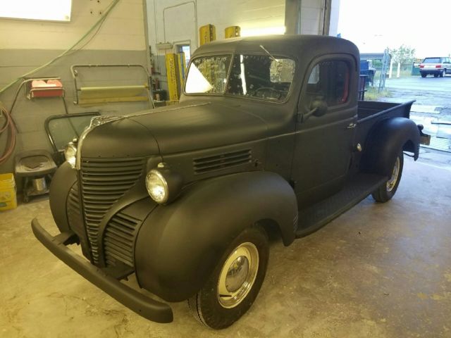 1940 Plymouth Pt-105