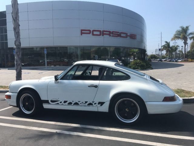 1991 Porsche 911 Carrera 2