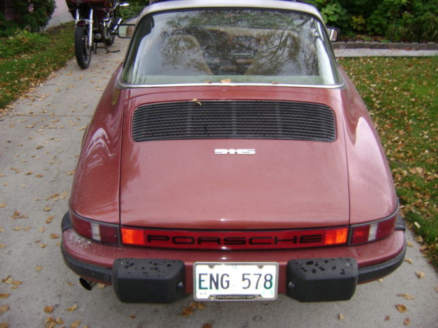 1977 Porsche 911 targa