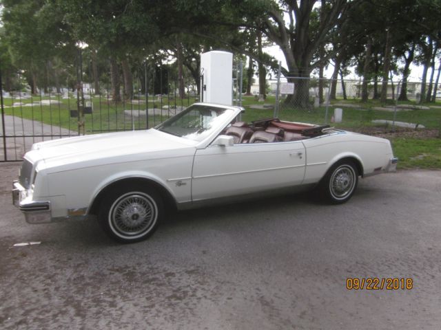 1984 Buick Riviera LEATHER
