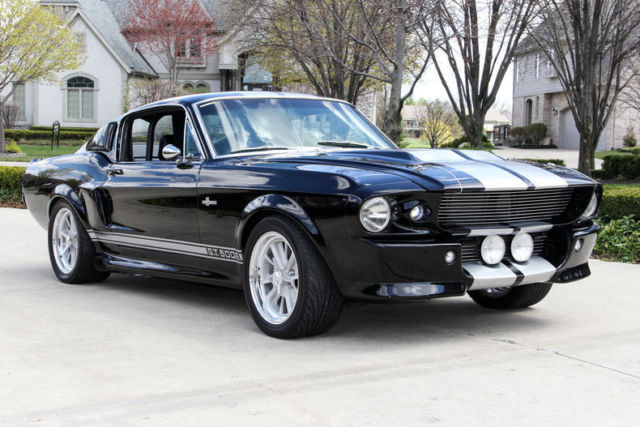 1967 Ford Mustang Restomod